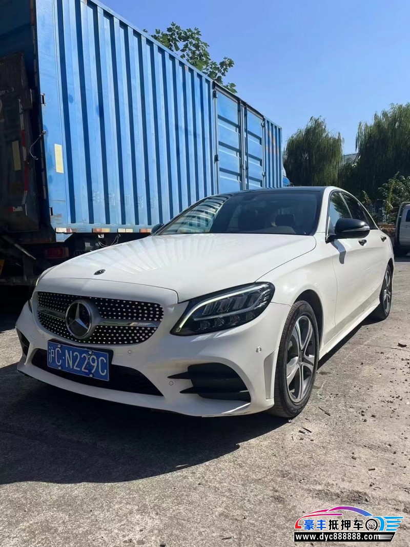 20年奔驰C轿车抵押车出售