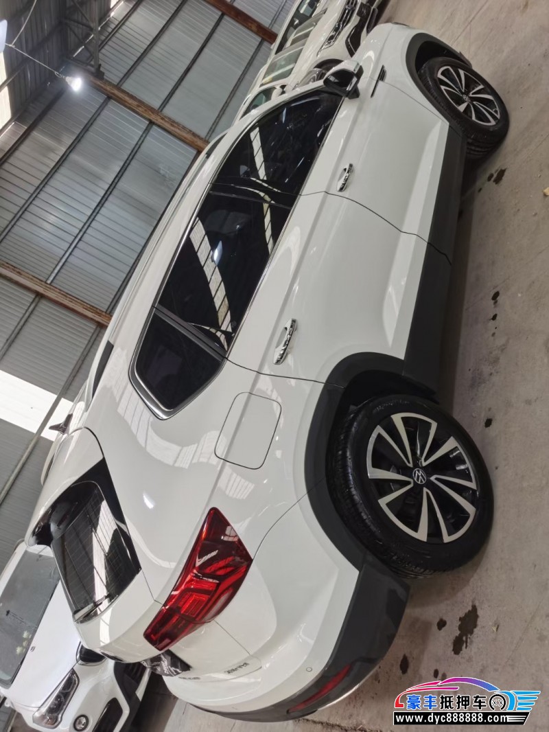 21年大众途岳轿车抵押车出售