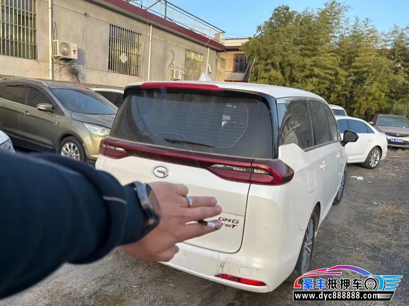 20年传祺m6轿车抵押车出售