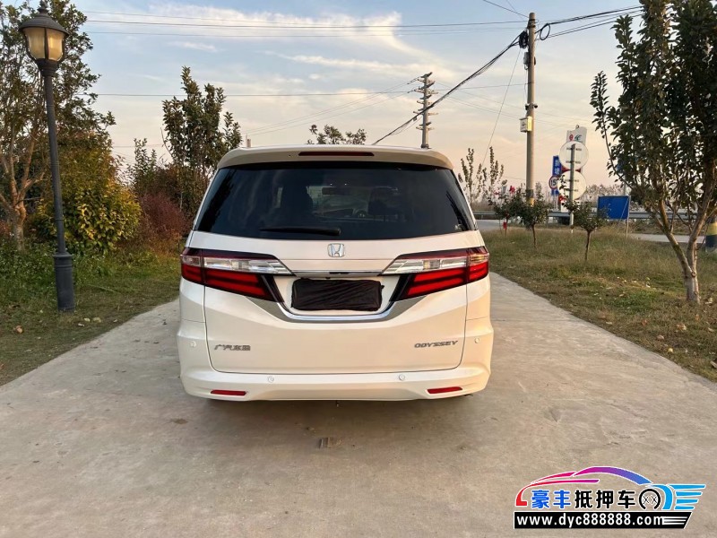 18年本田奥德赛轿车抵押车出售