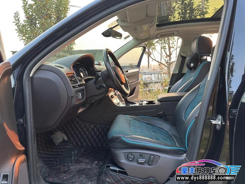 17年大众途锐轿车抵押车出售