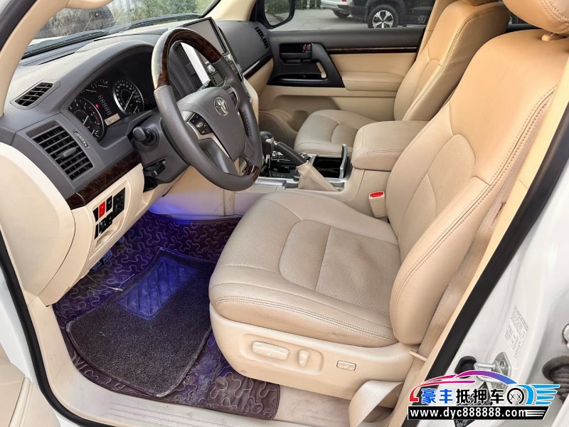 16年丰田兰德酷路泽SUV抵押车出售