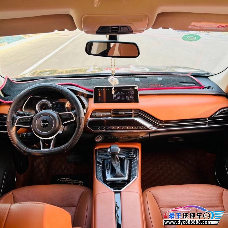 18年众泰T500轿车抵押车出售