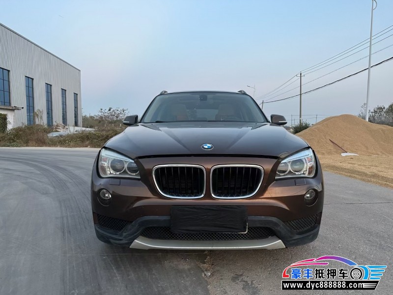 13年宝马X1SUV抵押车出售