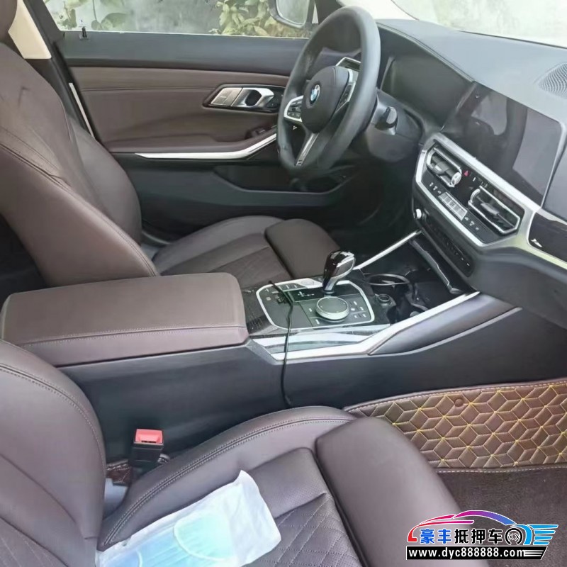 22年宝马5系轿车抵押车出售