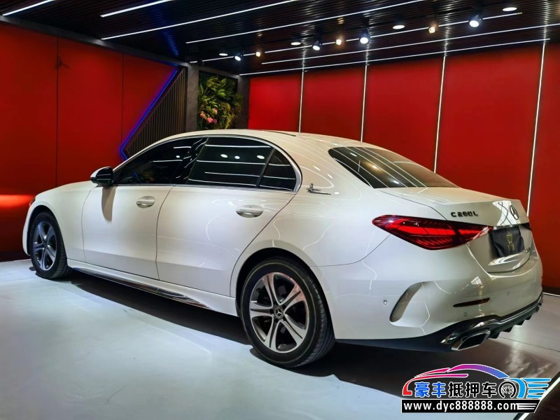 22年奔驰C轿车抵押车出售