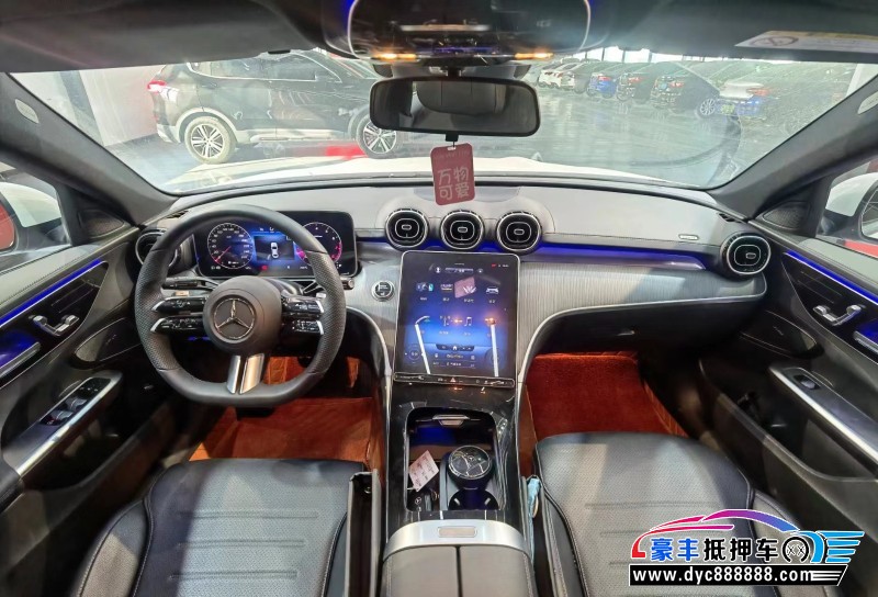 22年奔驰C轿车抵押车出售