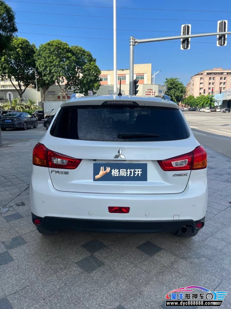 16年三菱劲炫轿车抵押车出售