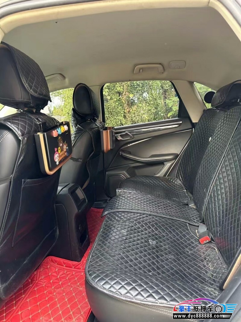 18年众泰SR9轿车抵押车出售