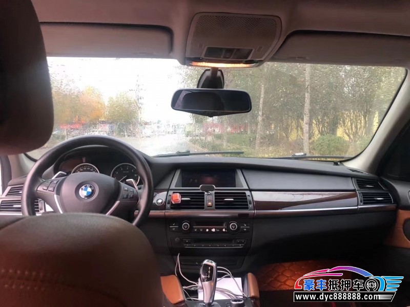 14年宝马X6SUV抵押车出售