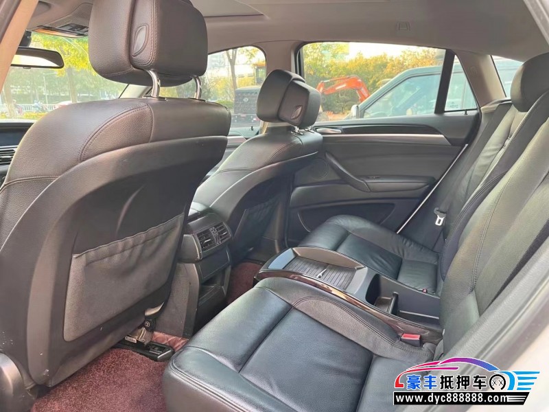 14年宝马X6轿车抵押车出售