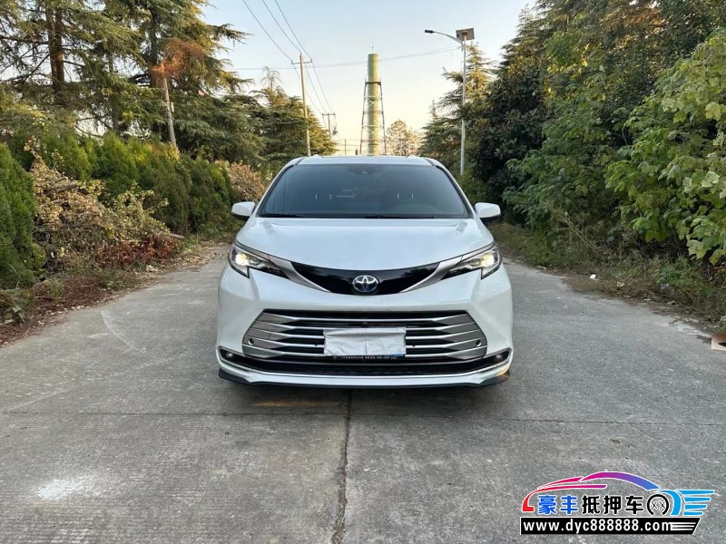 22年丰田塞纳MPV抵押车出售