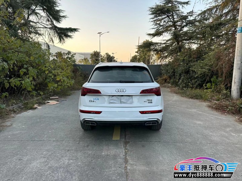 22年奥迪Q5SUV抵押车出售