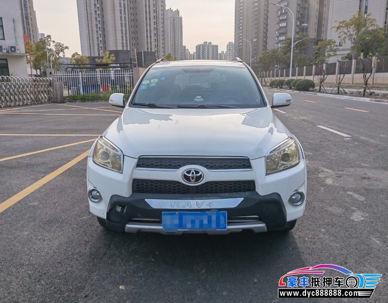 12年丰田RAV4轿车抵押车出售