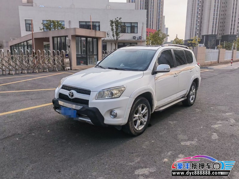 12年丰田RAV4轿车抵押车出售