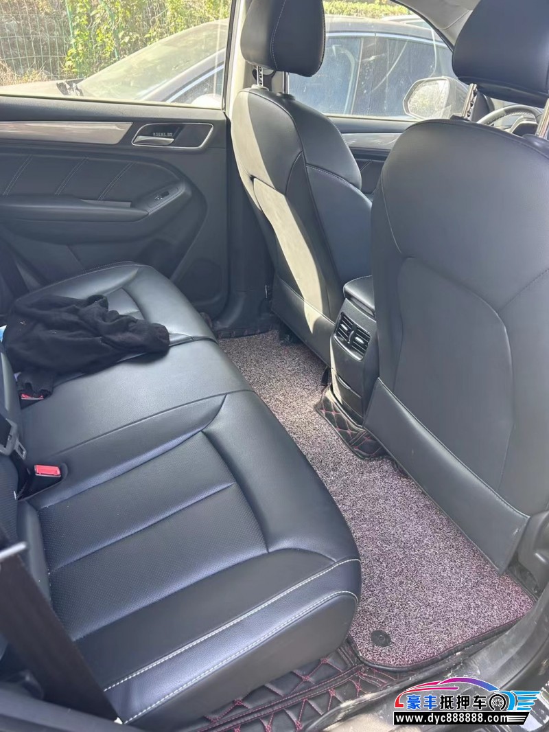 18年荣威RX5轿车抵押车出售