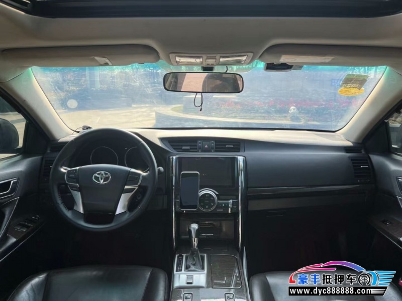 16年丰田锐志轿车抵押车出售