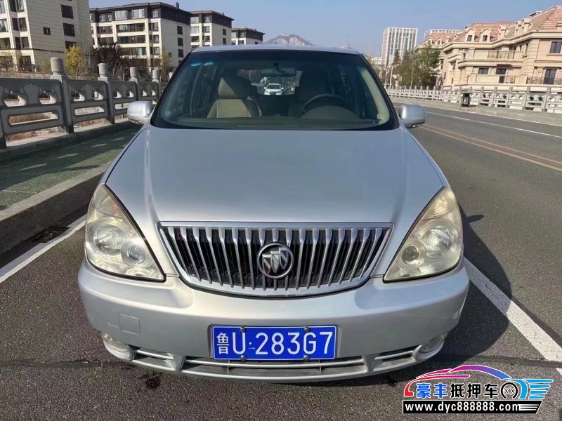 13年别克GL8MPV抵押车出售