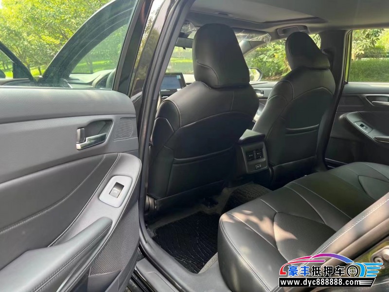 23年丰田亚洲龙轿车抵押车出售