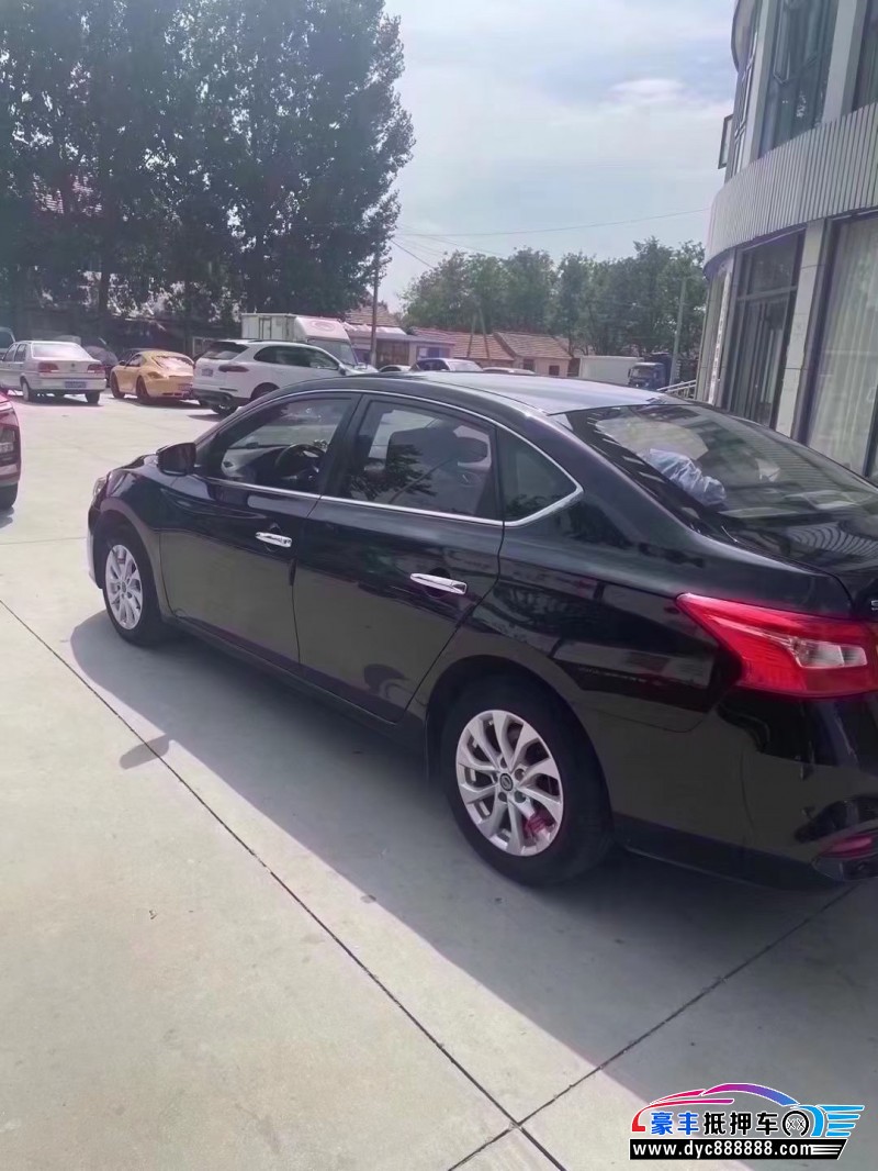 16年日产轩逸轿车抵押车出售