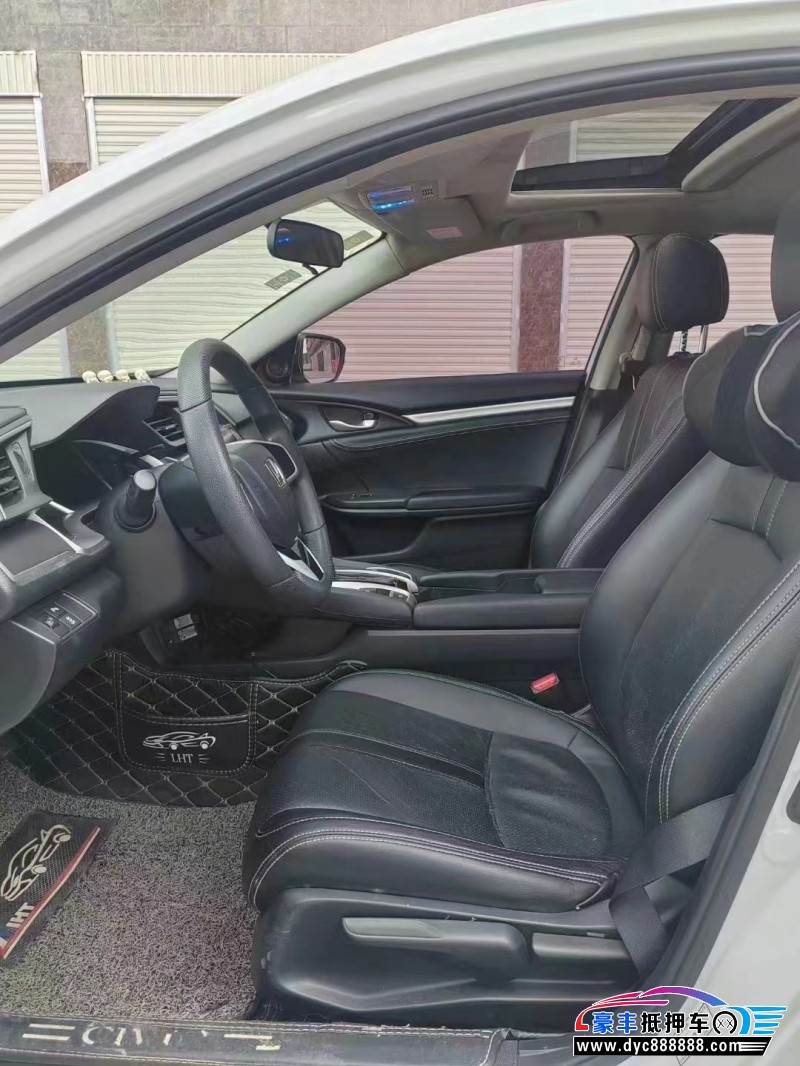 17年本田思域轿车抵押车出售