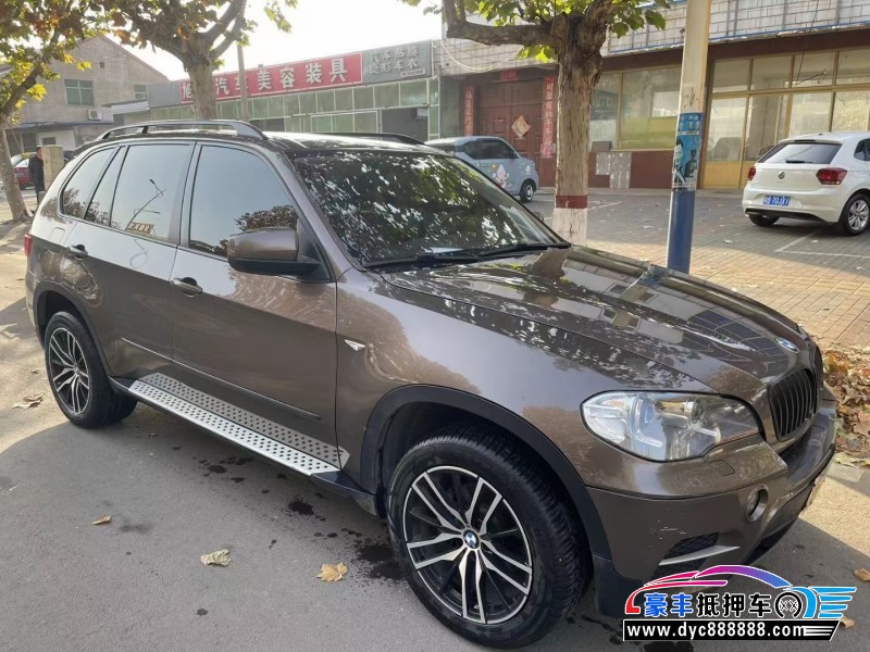 13年宝马X5轿车抵押车出售