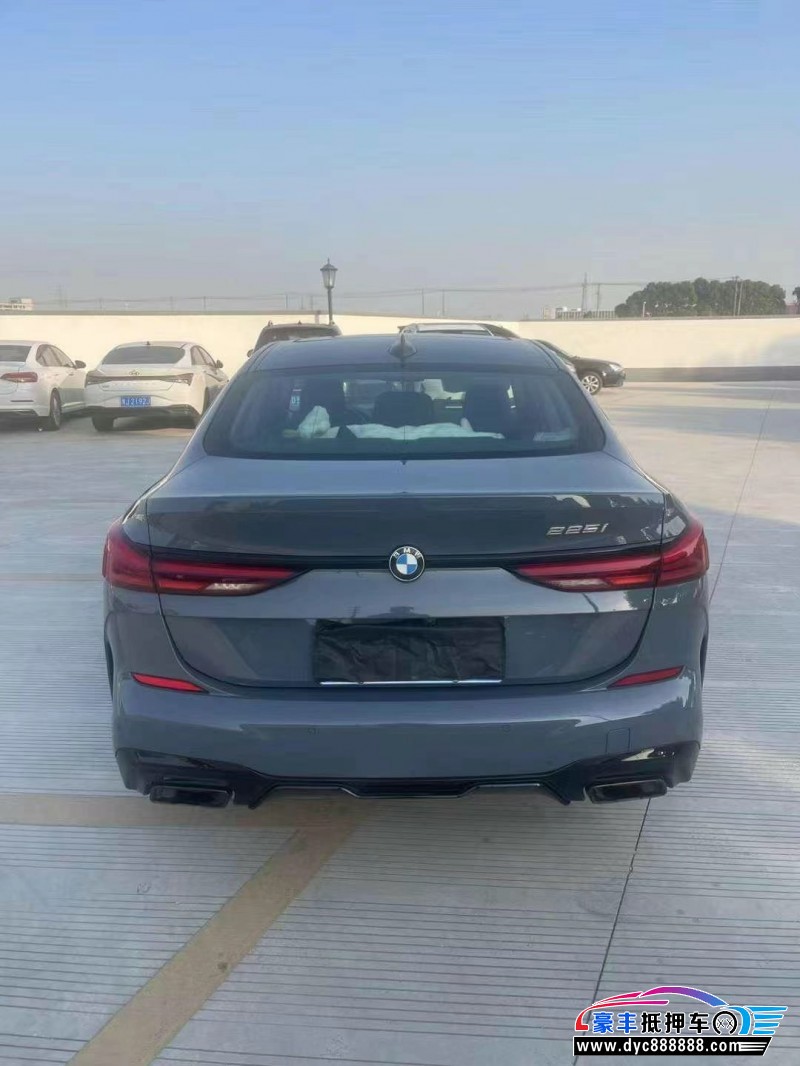 23年宝马2系轿车抵押车出售