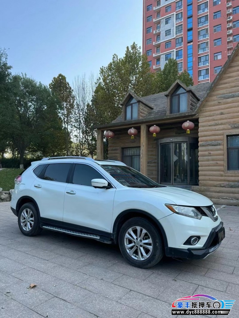 14年日产奇骏轿车抵押车出售