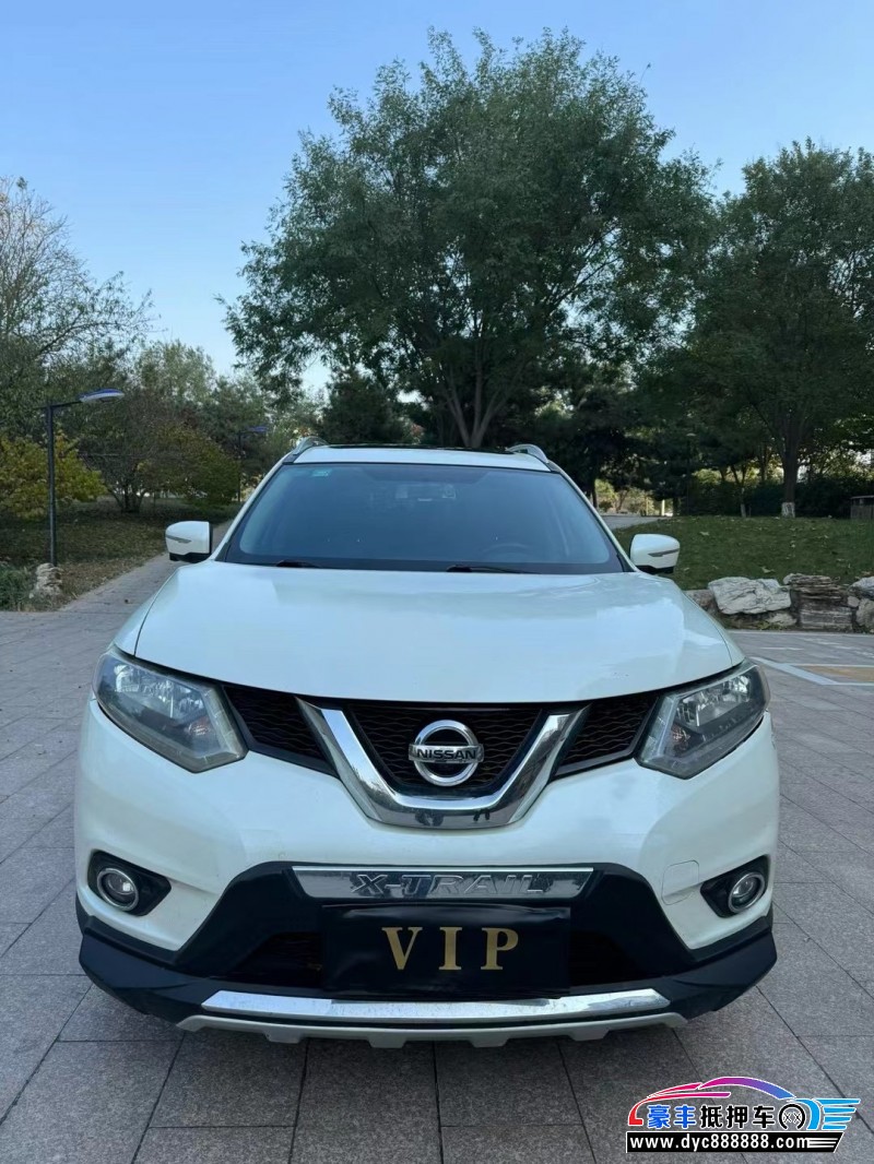 14年日产奇骏轿车抵押车出售