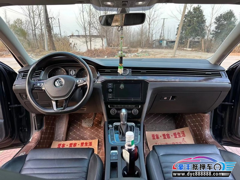 20年大众迈腾轿车抵押车出售