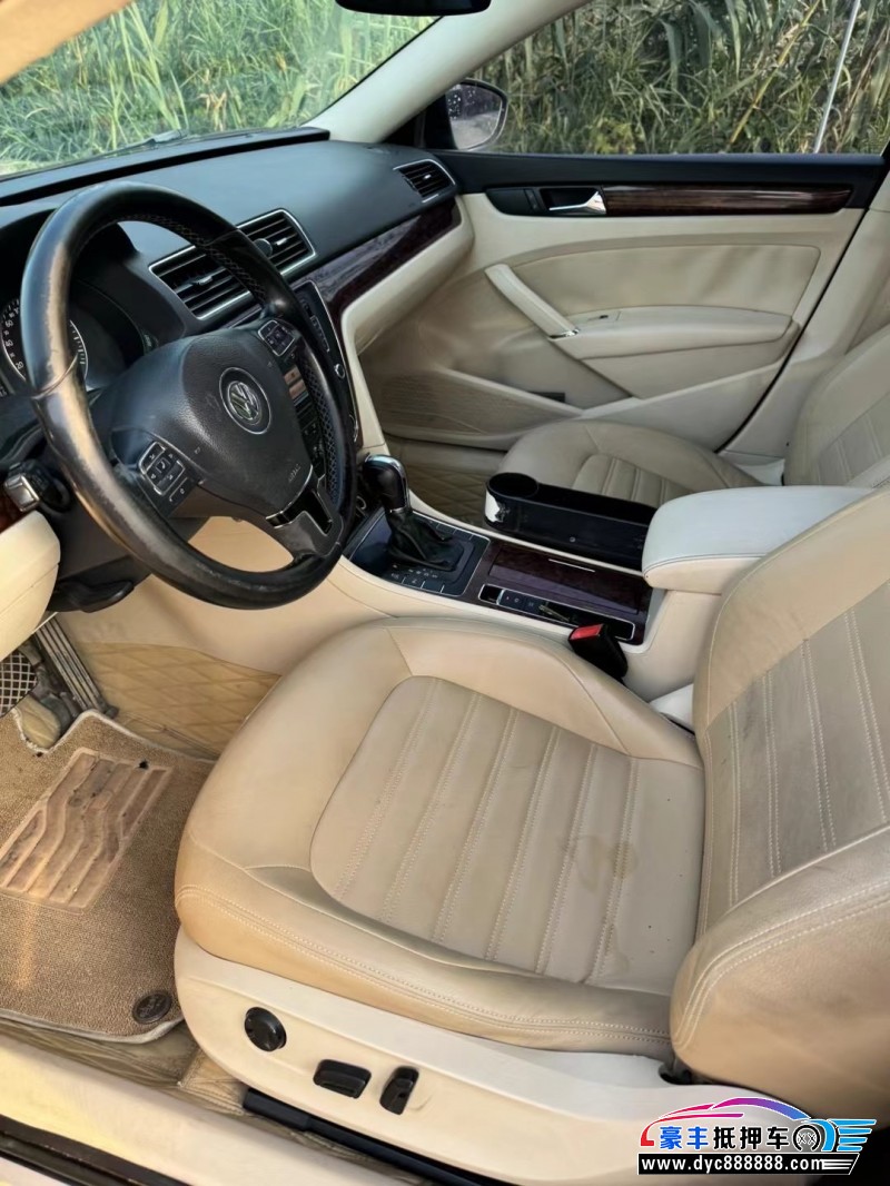 11年大众帕萨特轿车抵押车出售