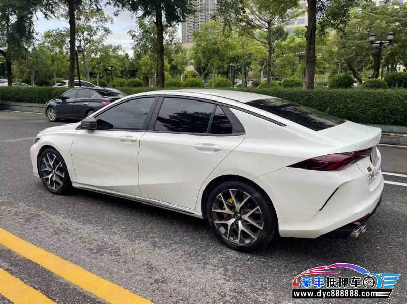 21年传祺影豹轿车抵押车出售