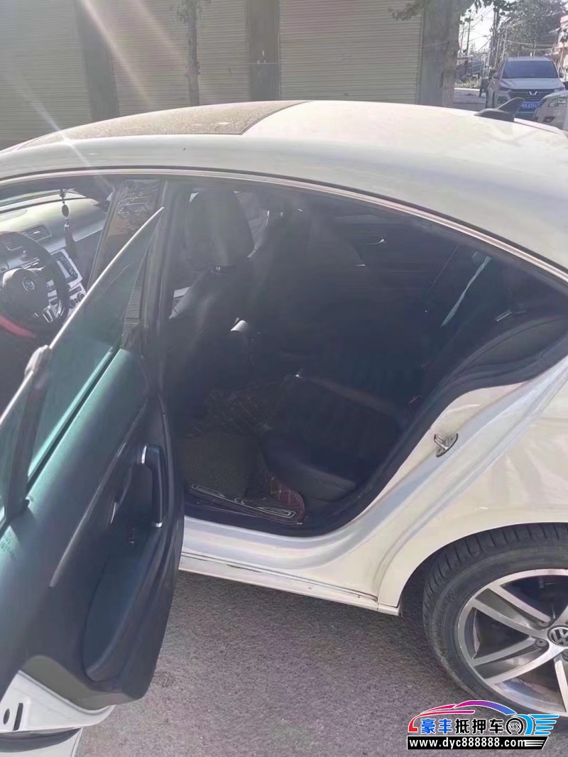 14年大众CC轿车抵押车出售