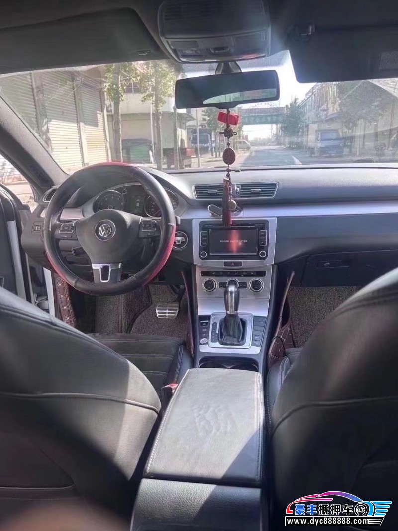 14年大众CC轿车抵押车出售