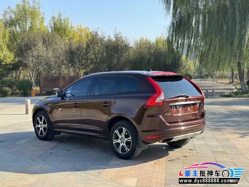 13年沃尔沃XC60轿车抵押车出售