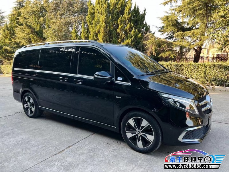 23年奔驰V轿车抵押车出售