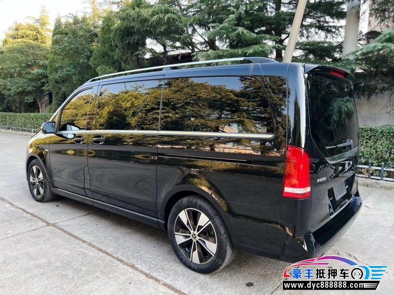 23年奔驰V轿车抵押车出售