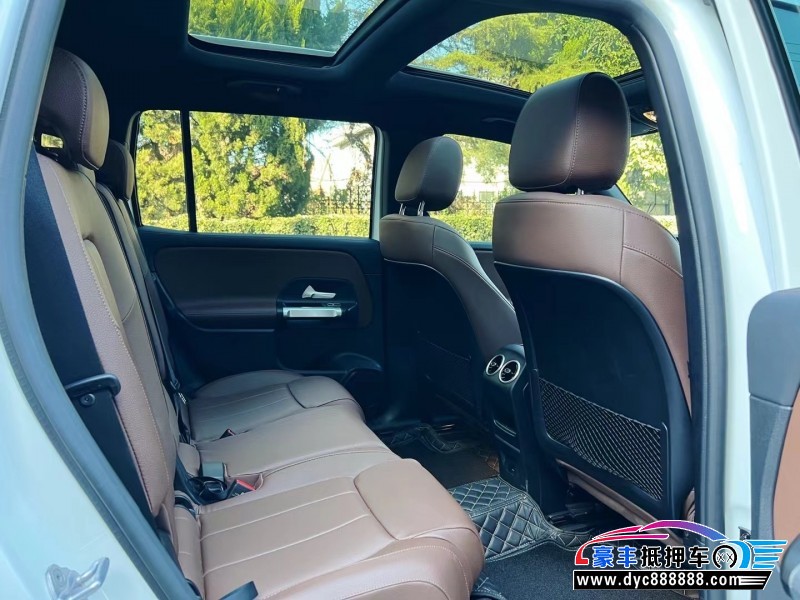 22年奔驰GLB轿车抵押车出售