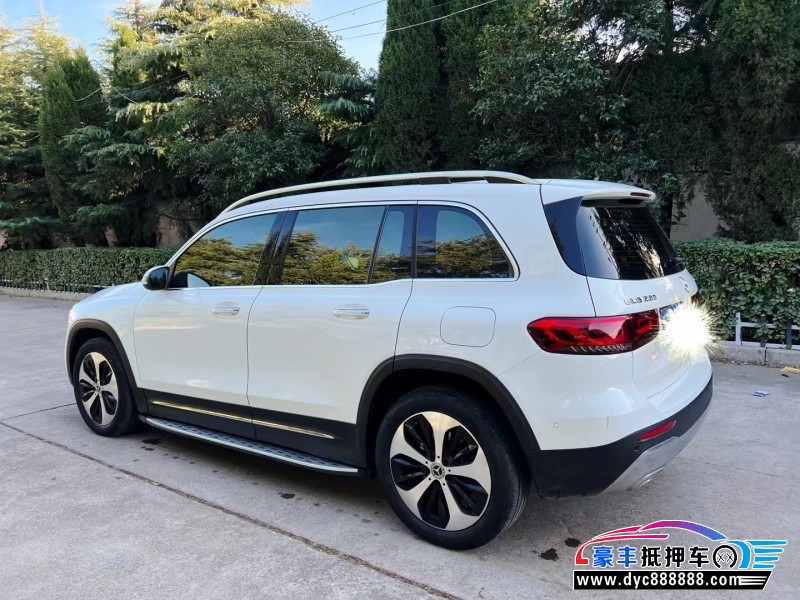 22年奔驰GLB轿车抵押车出售