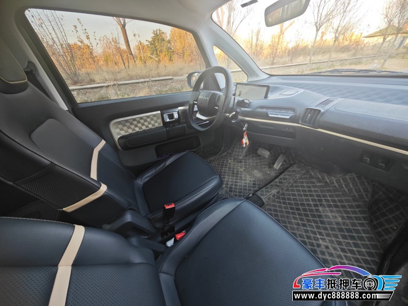 23年宝骏kiwi ev轿车抵押车出售