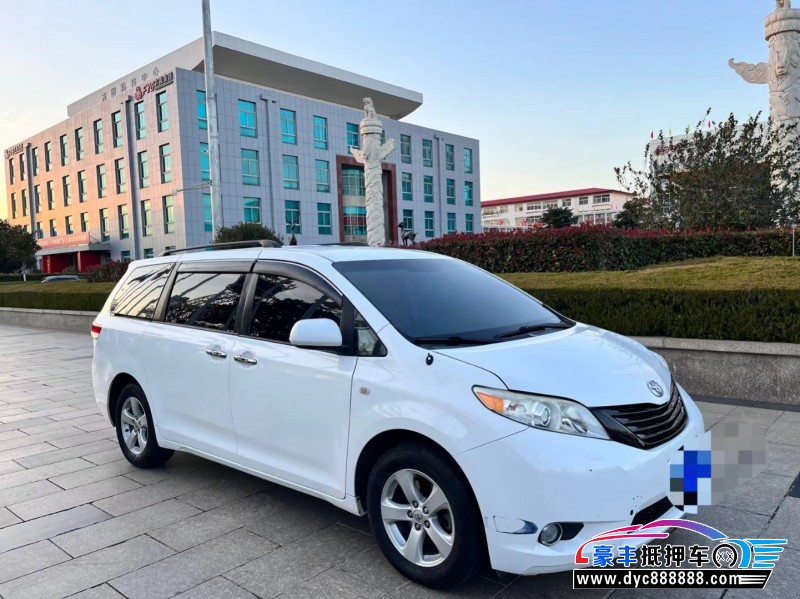 13年丰田塞纳MPV抵押车出售