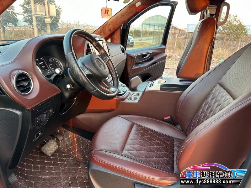 20年奔驰威霆MPV抵押车出售