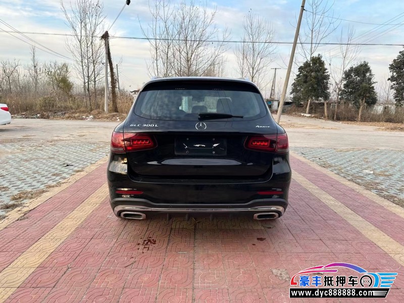 20年奔驰GLC轿车抵押车出售