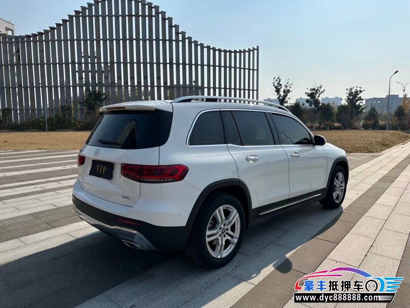 22年奔驰GLB轿车抵押车出售