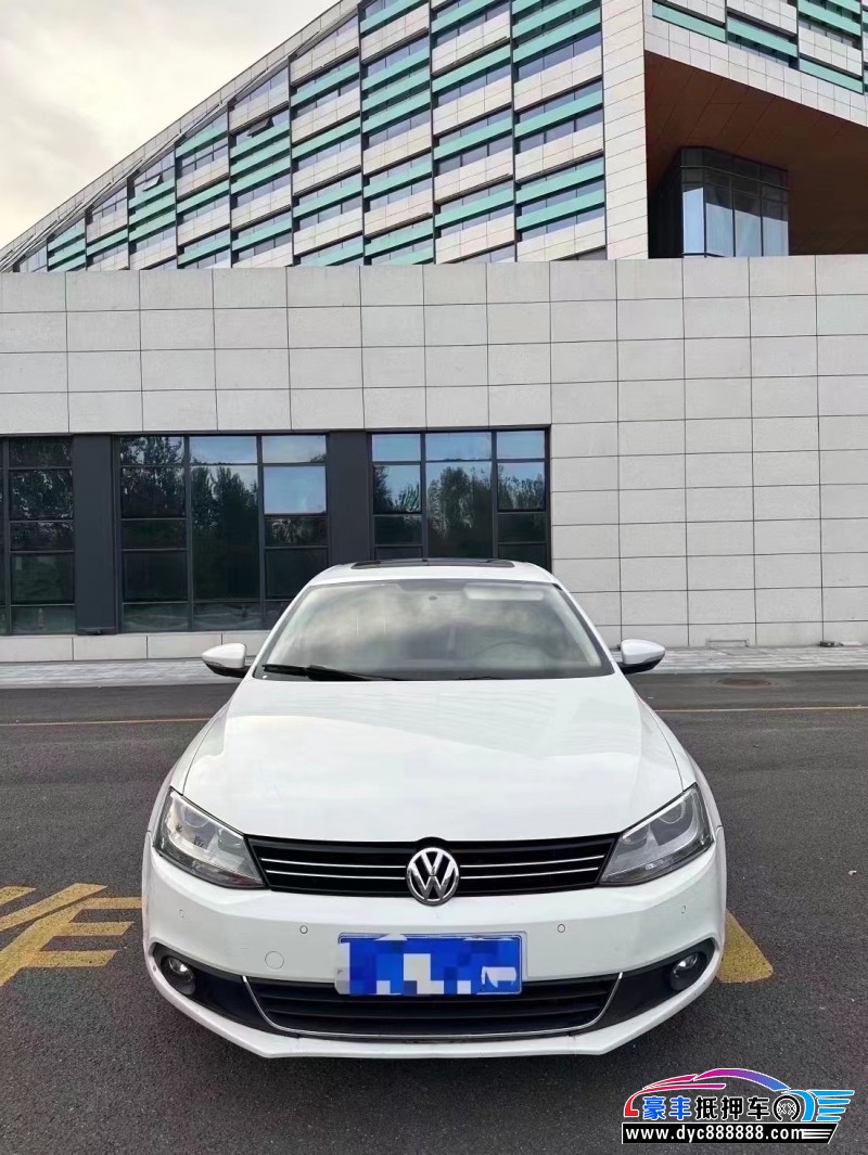 14年大众速腾轿车抵押车出售