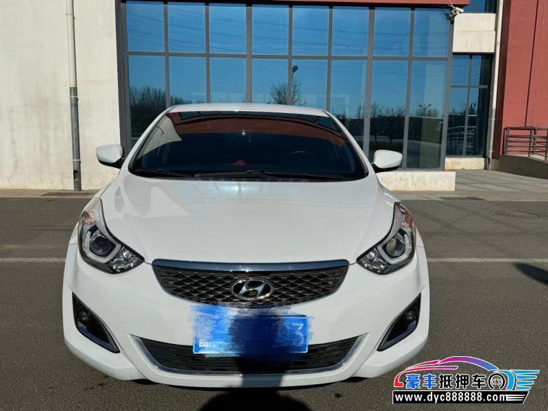 16年现代朗动轿车抵押车出售