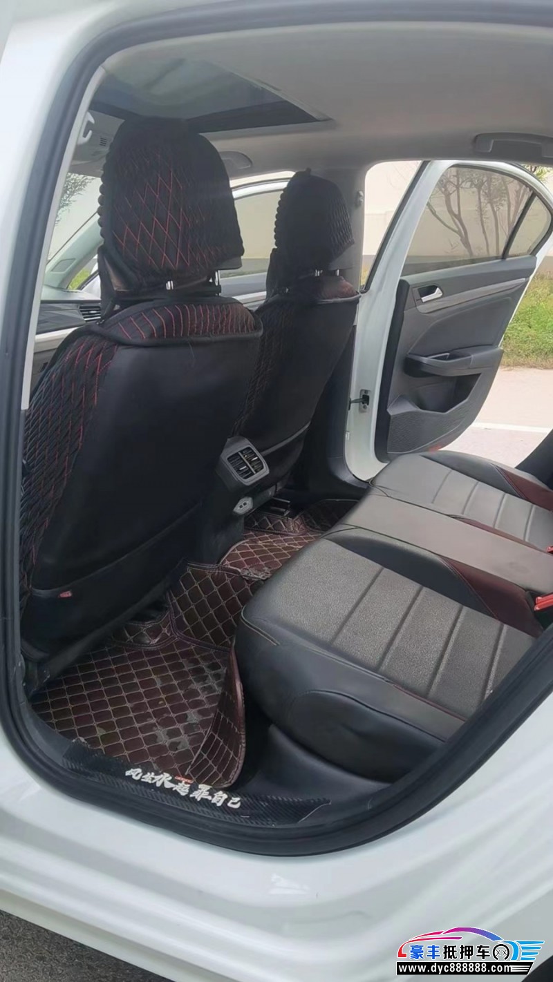 20年大众宝来轿车抵押车出售