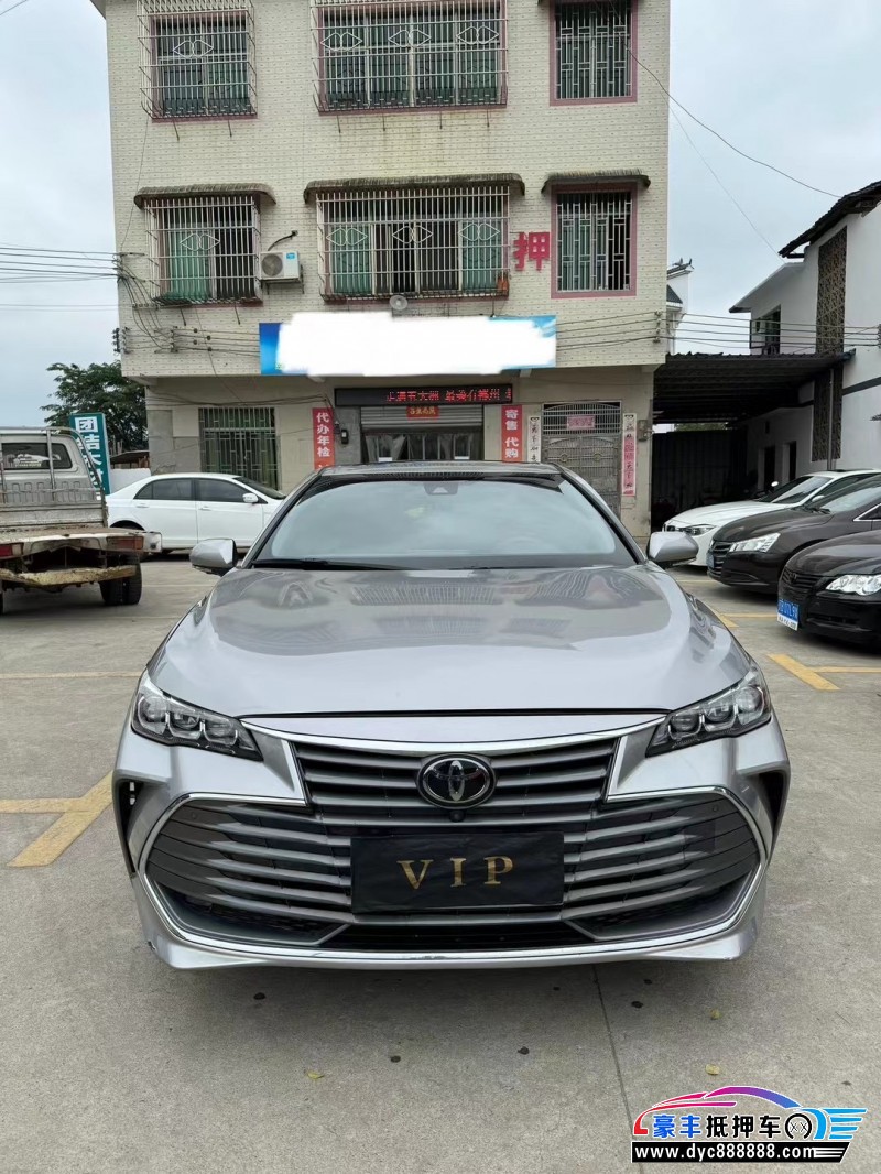 20年丰田亚洲龙轿车抵押车出售