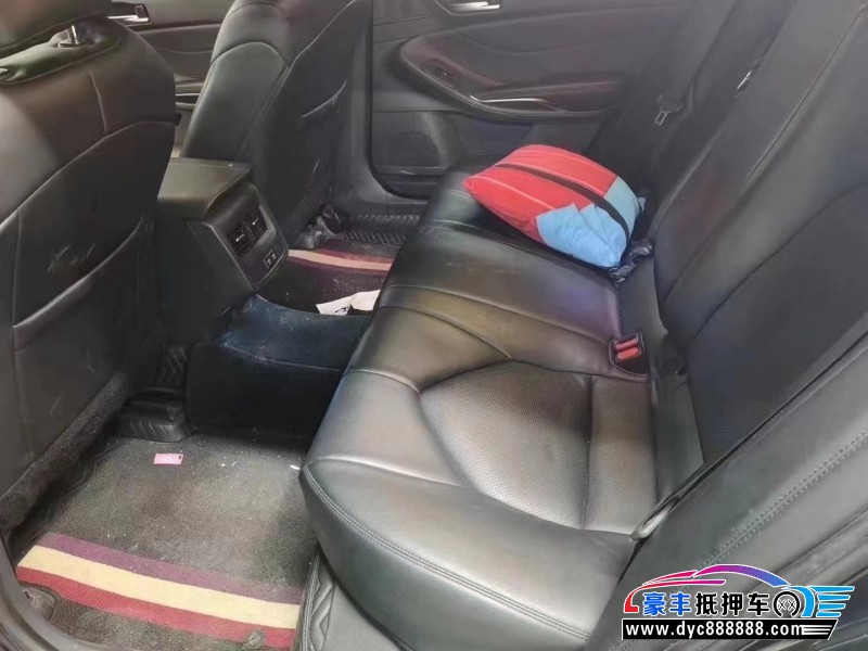 22年丰田亚洲龙轿车抵押车出售