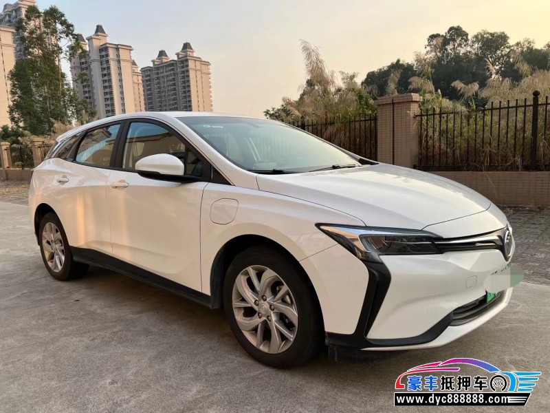 23年别克微蓝轿车抵押车出售